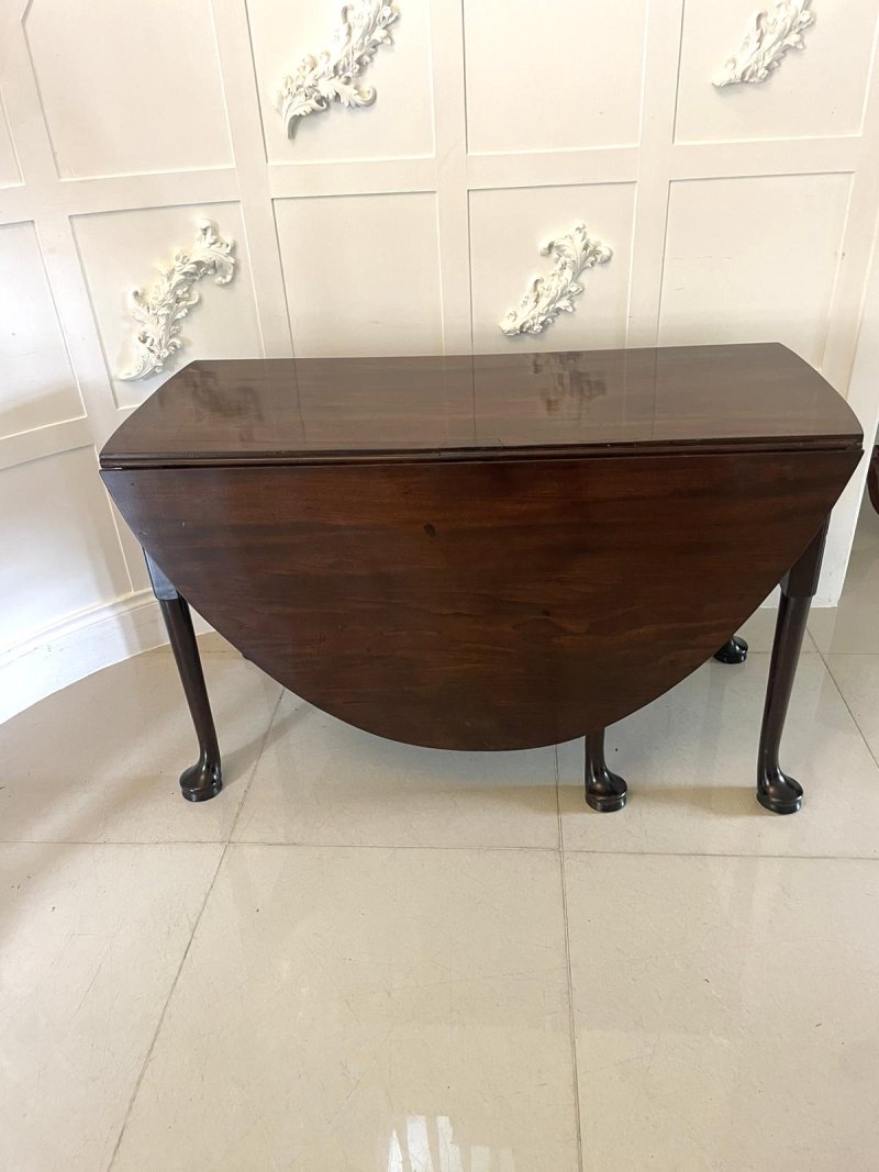 Outstanding Quality Large Unusual Antique George III Mahogany Dining Table